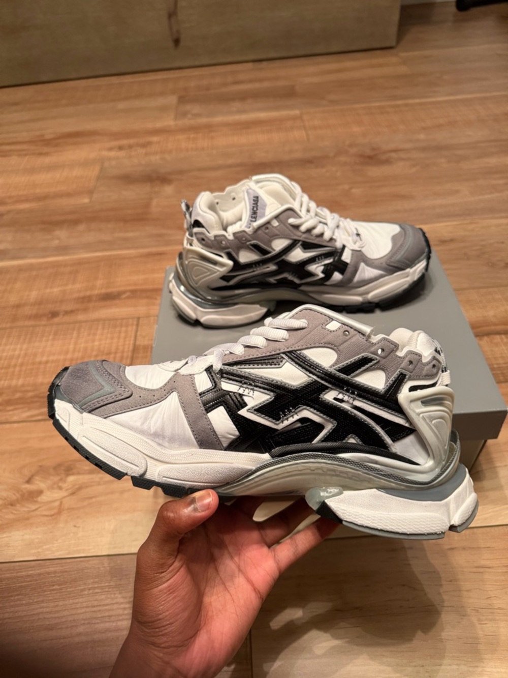 Balenciaga Chunky Runner Sneakers in White, Gray & Black - Picture 2 of 3